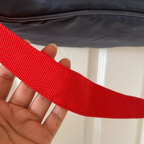 VINTAGE unisex Canada Olympic 1970s or 1980s gym bag duffle sports - Picture 2 of 10